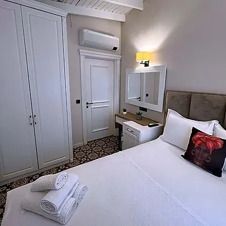 Otel Alacati Disa *